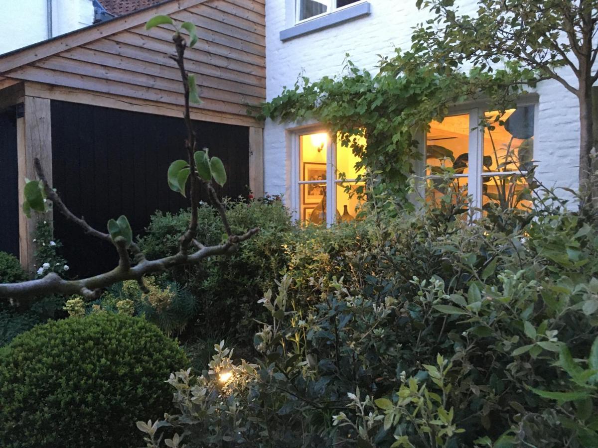 The Herring'S Residence - Stylish Private Cottage With Breakfast In Historic Center - Adults-Only Brygge Exteriör bild